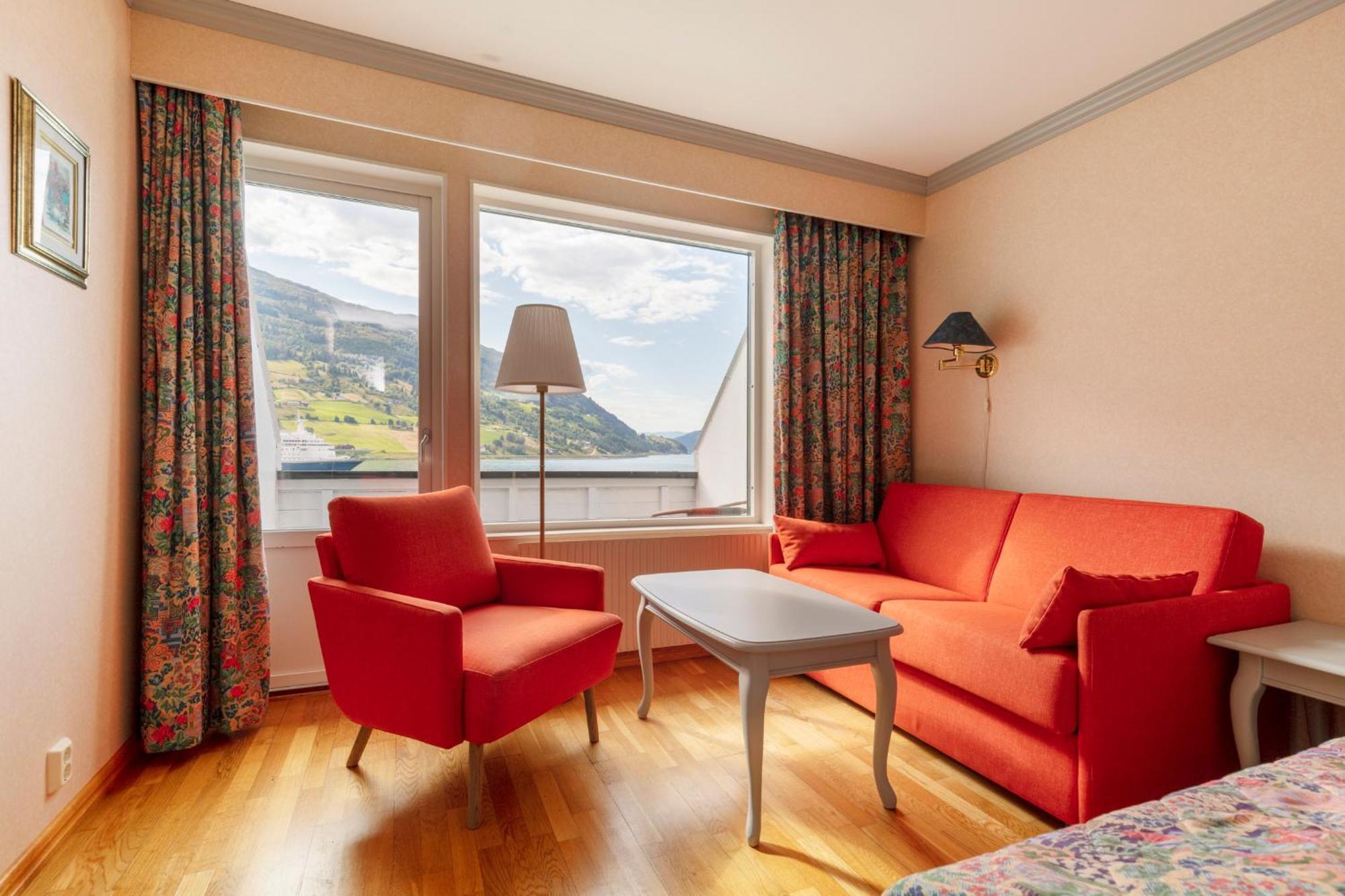 Olden Fjordhotel Exterior foto